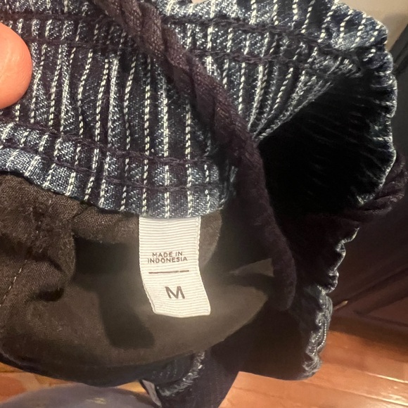 LOFT drawstring elastic waist shorts size medium nwot - Picture 8 of 9